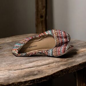 Size 7.5 Lucky Brand Multicolor Flats